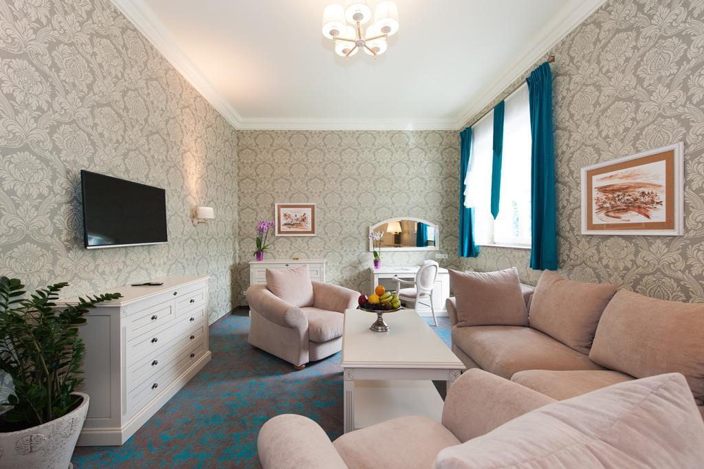 Dom Zdrojowy Hotel Swieradow-Zdroj Room photo